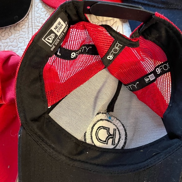 Assorted Hats Lot - Picture 10 of 14